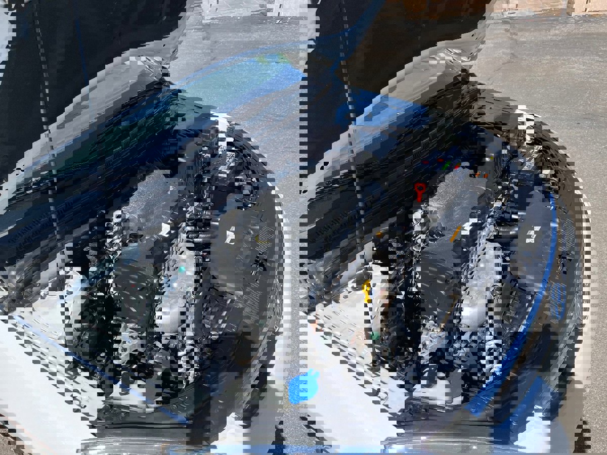 Used 2011 Hyundai Elantra SE image 38