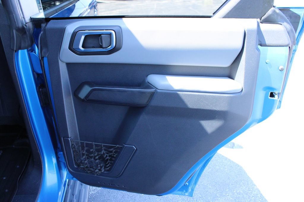 Used 2023 Ford Bronco 4-Door AWD/4WD image 15