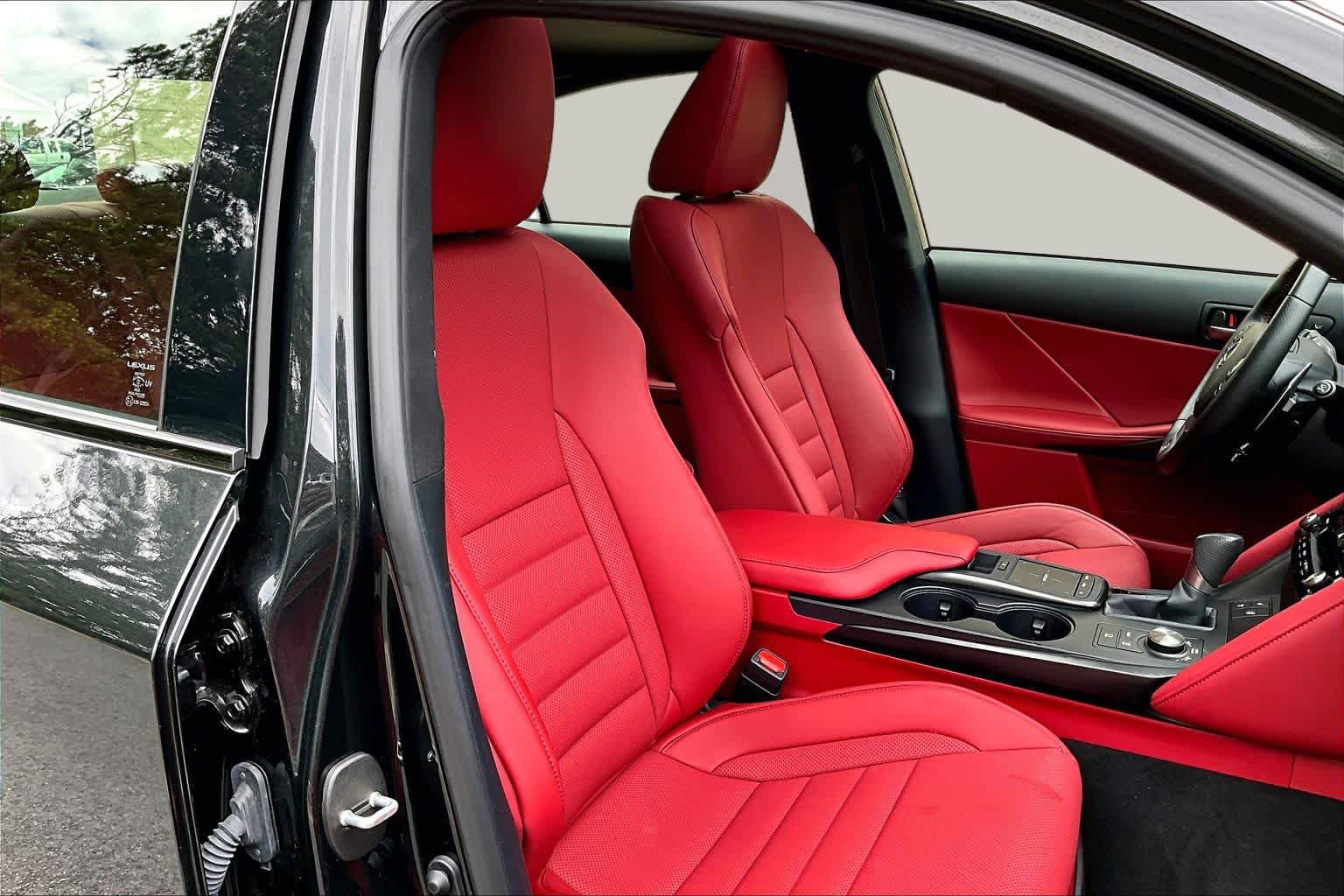 Used 2025 Lexus IS 350 F Sport w/ Accessory Package 2 RWD image 9