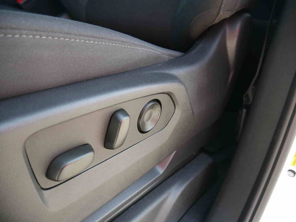 Used 2024 Chevrolet Silverado 1500 RST image 28