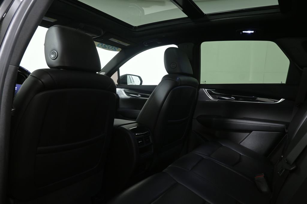 Used 2020 Cadillac XT5 Premium Luxury AWD/4WD image 32