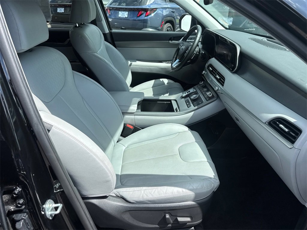 Used 2022 Hyundai Palisade SEL w/ 8P Bench Seat Package image 13