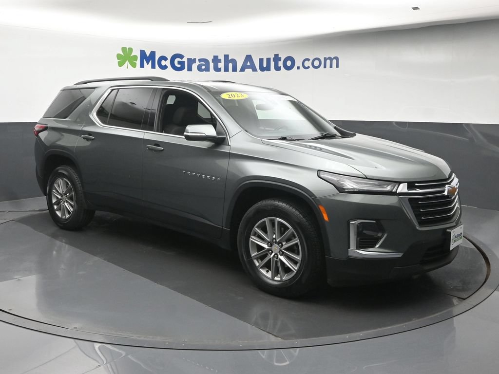 Used 2023 Chevrolet Traverse LT AWD/4WD image 2