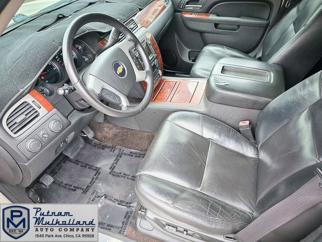 Used 2010 Chevrolet Suburban LTZ image 10