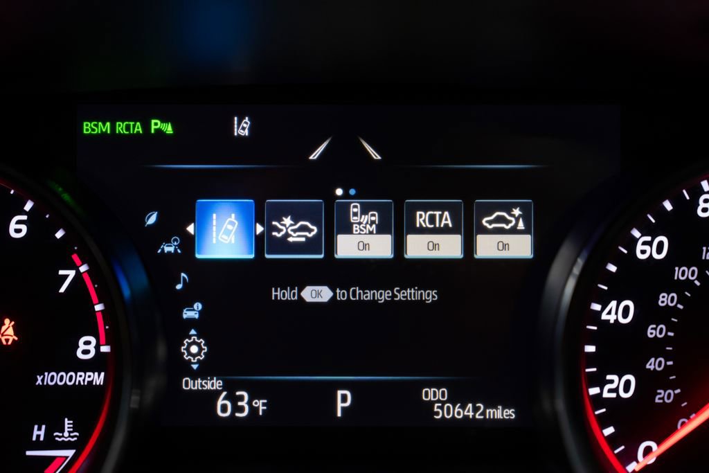 Used 2018 Toyota Camry XSE w/ Driver Assist Package image 18