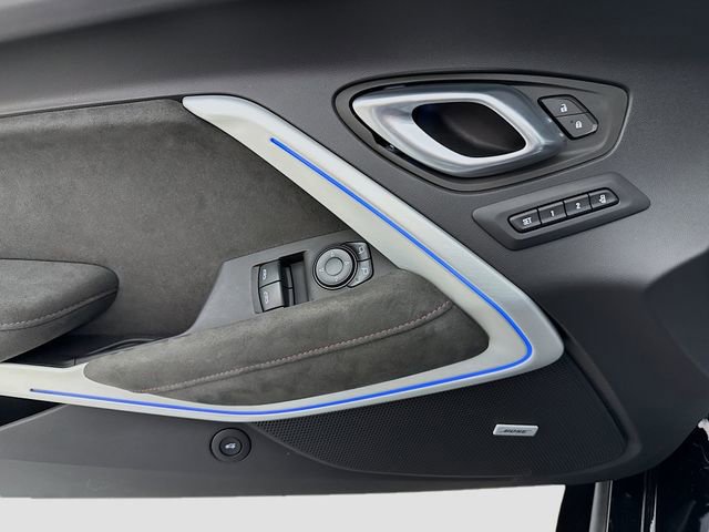 Used 2022 Chevrolet Camaro ZL1 image 17
