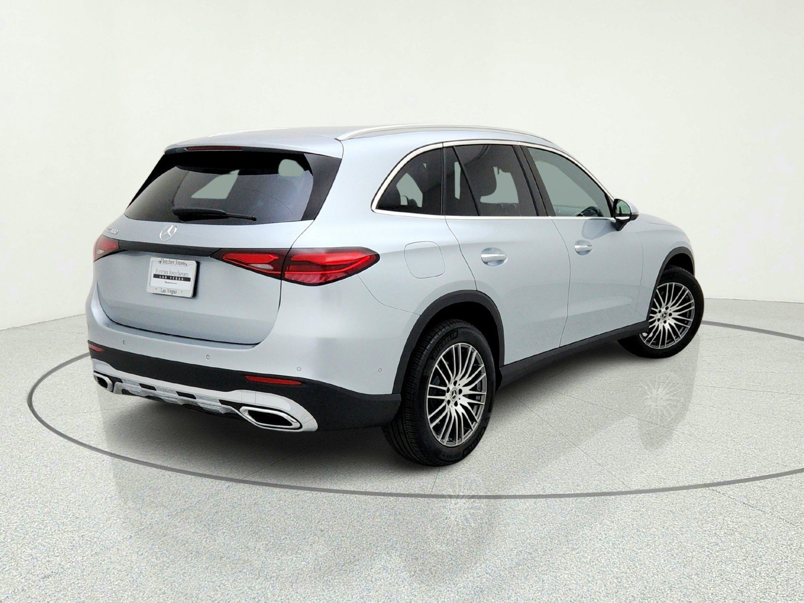 Certified 2026 Mercedes-Benz GLC 300 image 9