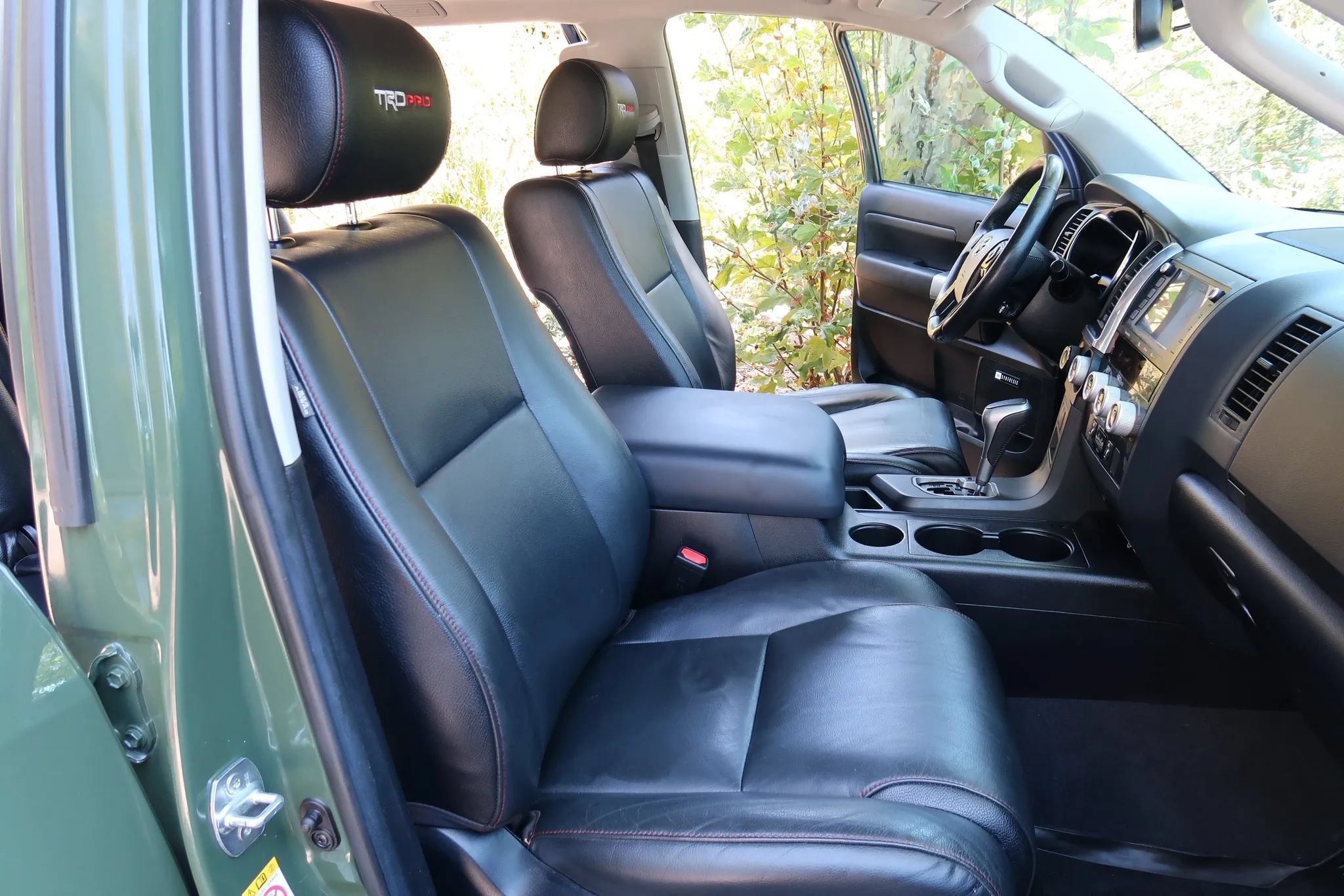 Used 2020 Toyota Sequoia TRD Pro AWD/4WD image 37