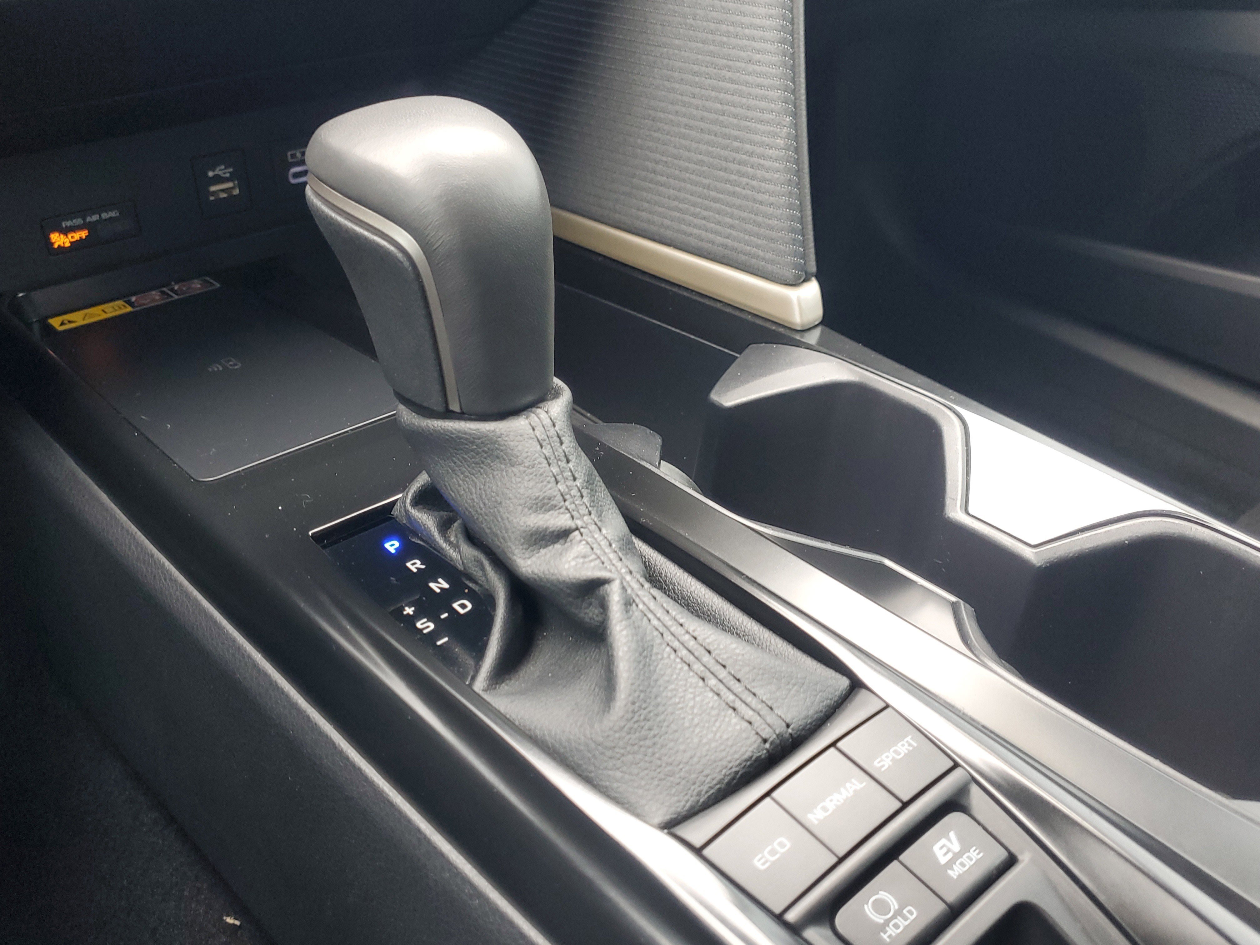 Used 2026 Toyota Camry SE image 29