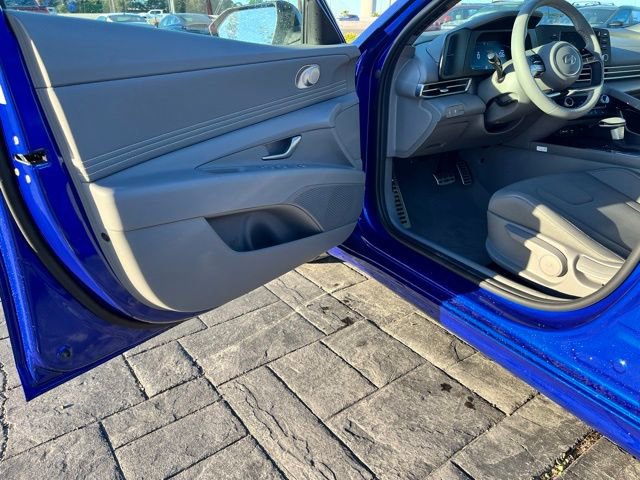 New 2026 Hyundai Elantra SEL Sport Premium FWD image 14