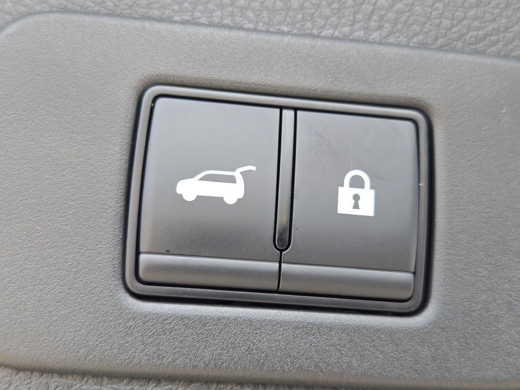 Used 2025 Nissan Murano SL w/ Cargo Package AWD/4WD image 18
