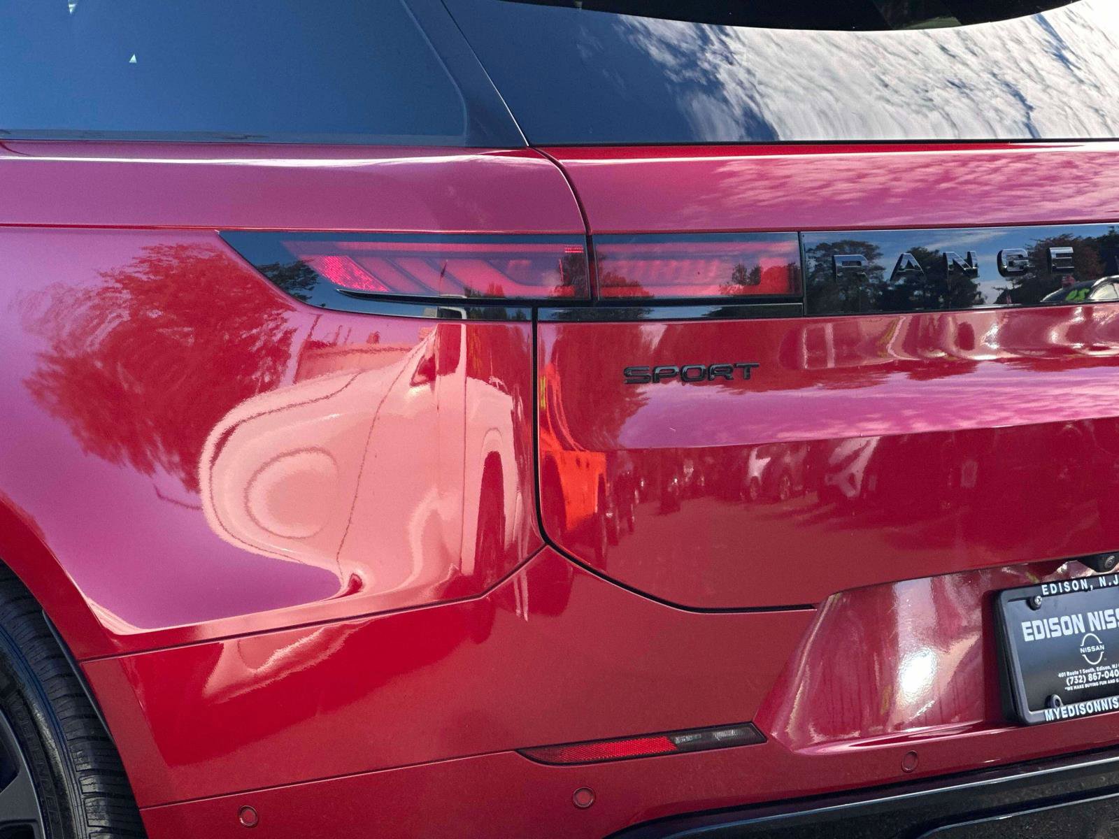 Used 2024 Land Rover Range Rover Sport Dynamic SE image 8