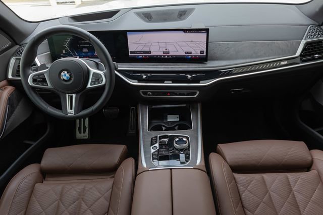 Used 2025 BMW X5 M60i image 22