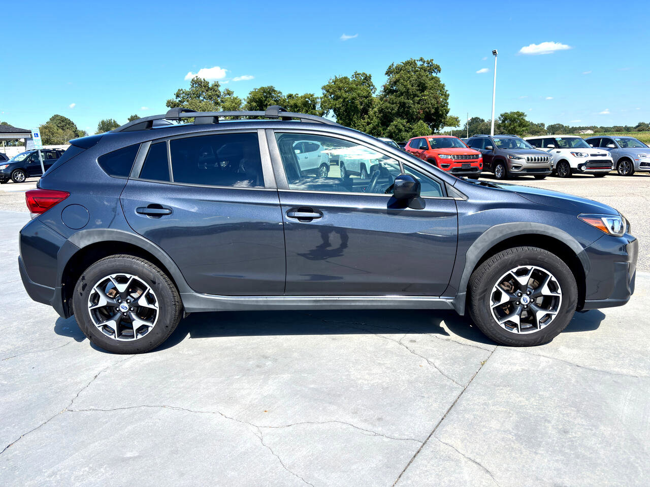 Used 2018 Subaru Crosstrek 2.0i Premium image 3