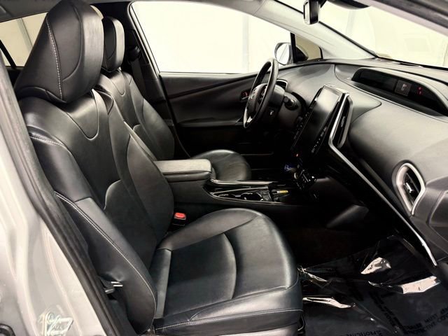 Used 2021 Toyota Prius Prime Limited w/ Carpet Mat Package (TMS) image 19