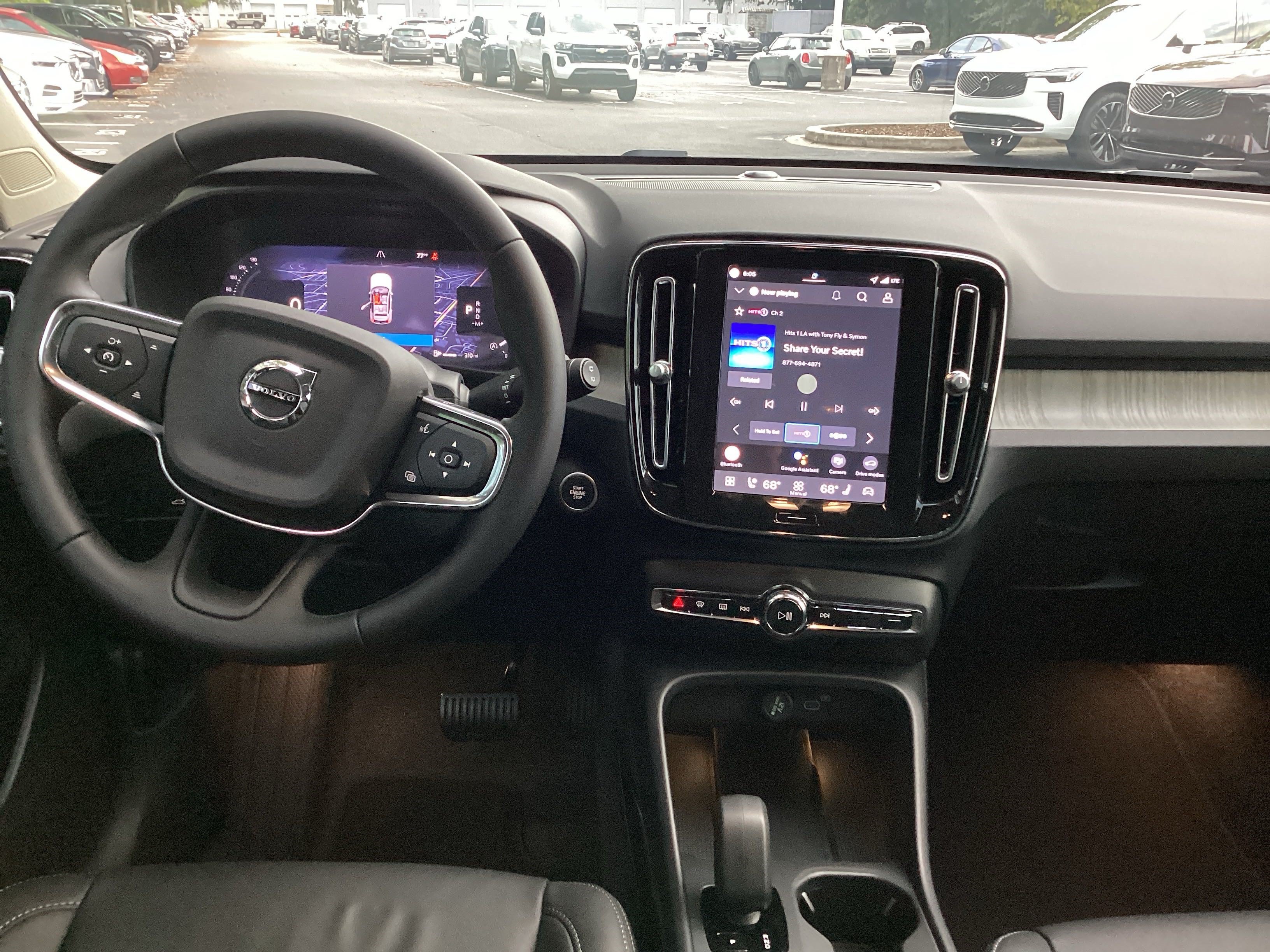 New 2026 Volvo XC40 B4 Core FWD image 18