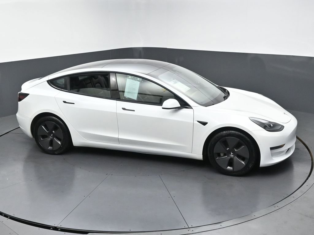 Used 2021 Tesla Model 3 Standard Range Plus image 43