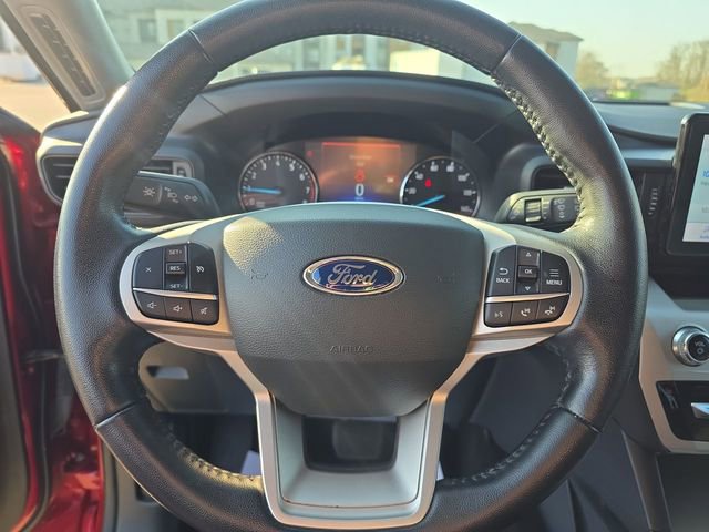 Used 2022 Ford Explorer XLT AWD/4WD image 21