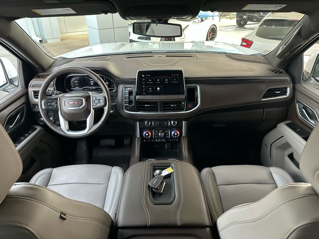 Used 2022 GMC Yukon SLT w/ SLT Luxury Package image 21