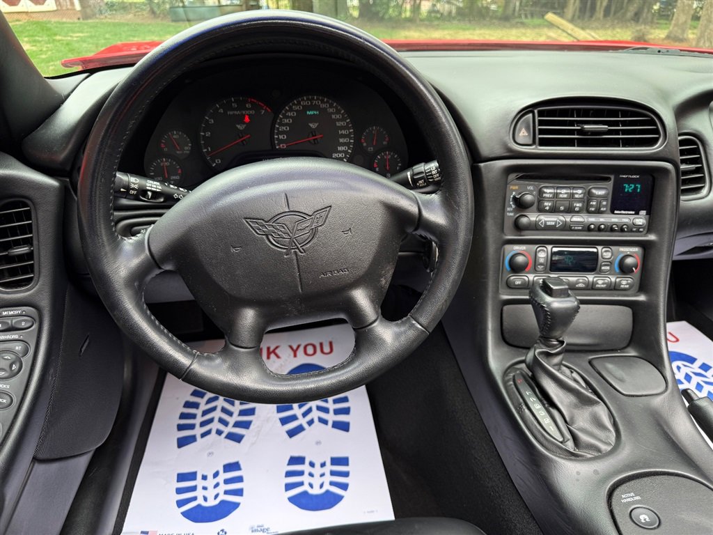 Used 2004 Chevrolet Corvette Coupe w/ Roof Package image 53