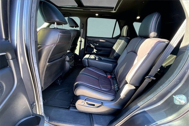 Used 2025 Honda Pilot Black Edition image 22