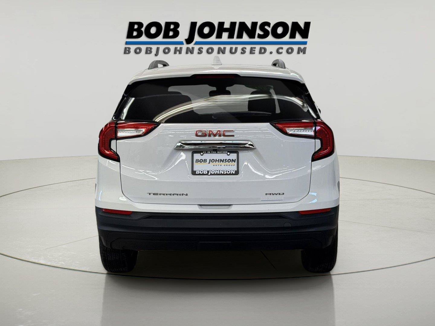 Used 2022 GMC Terrain SLE w/ Driver Convenience Package AWD/4WD image 9