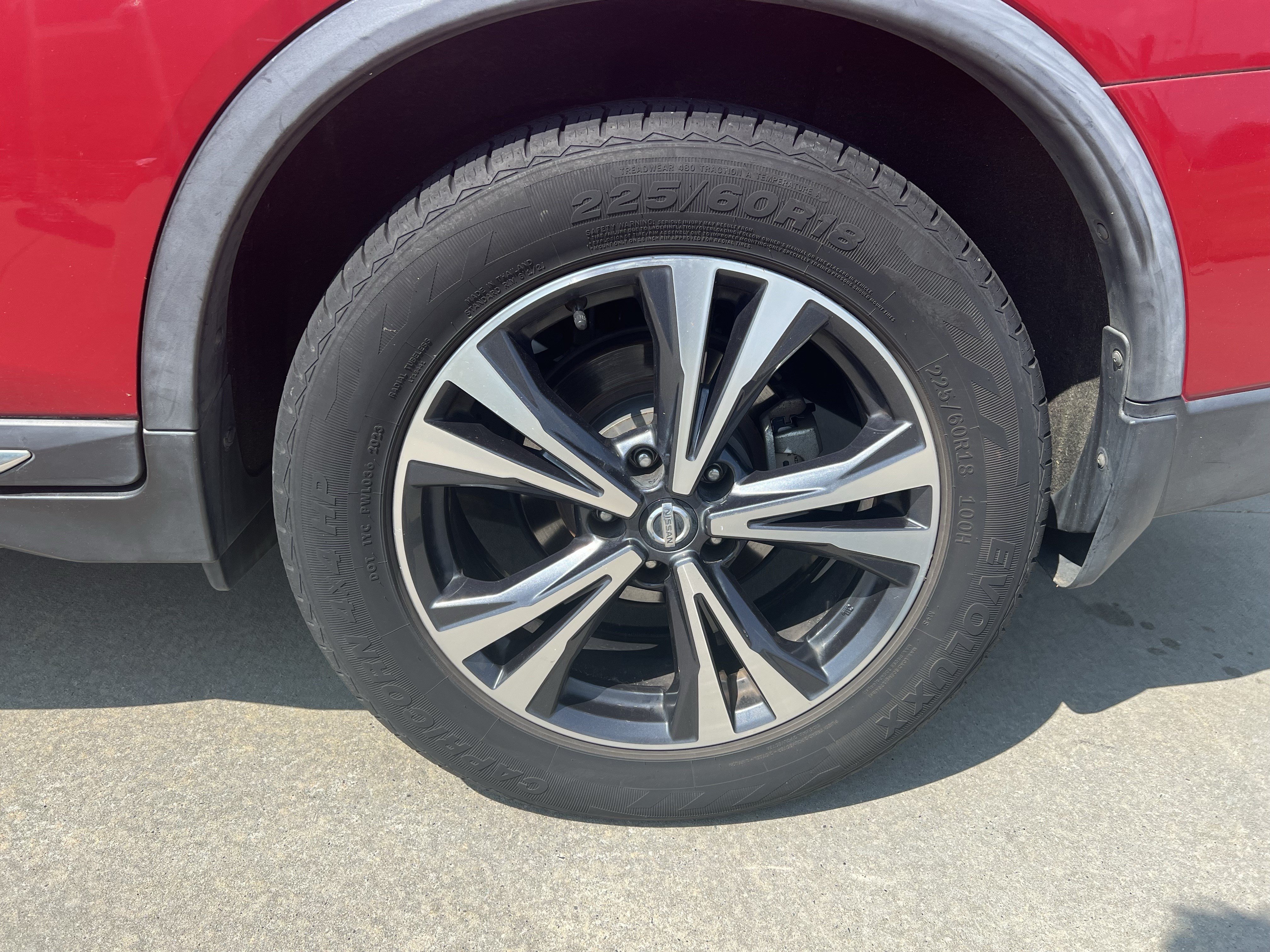 Used 2017 Nissan Rogue SL w/ SL Premium Package FWD image 13