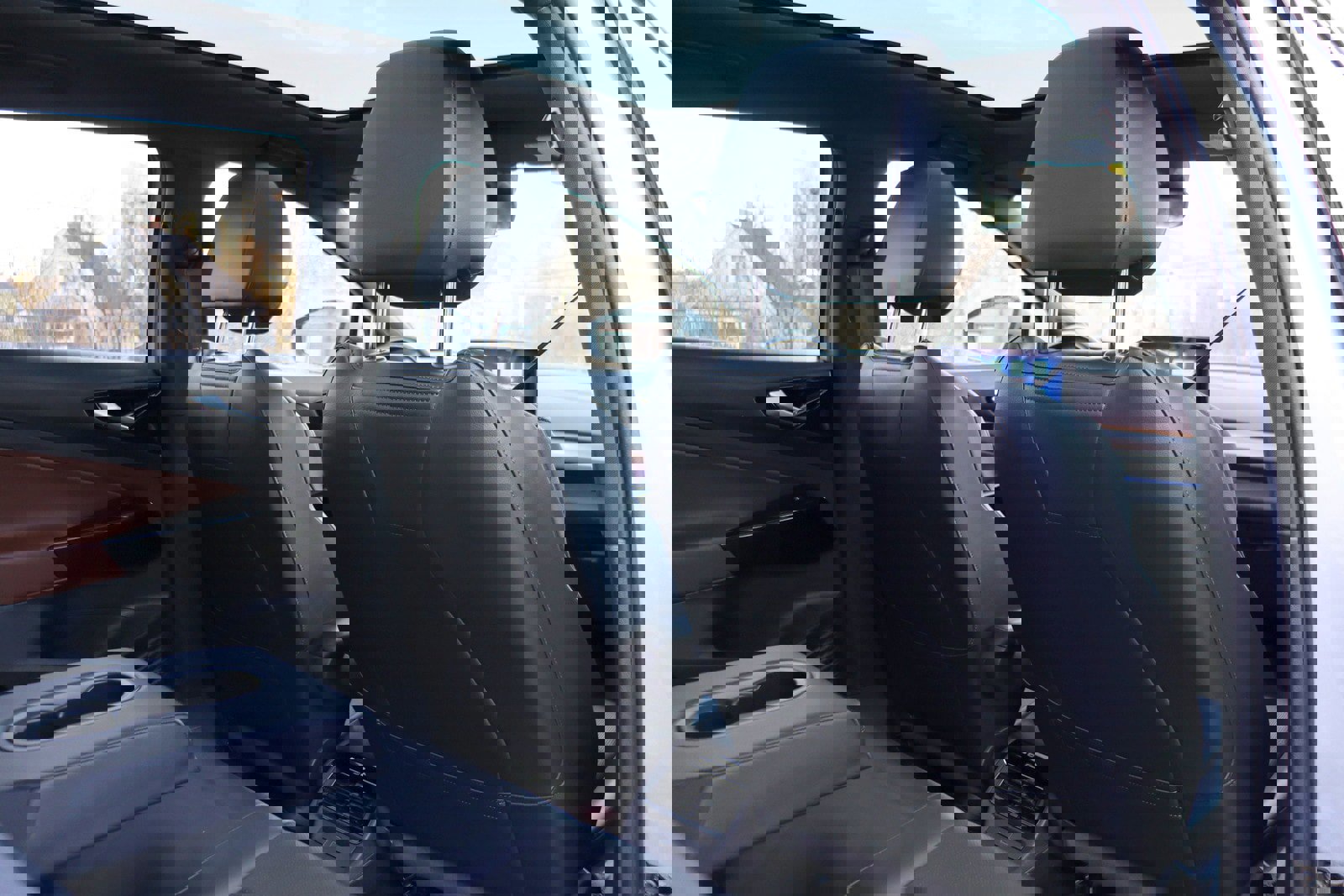 Used 2021 Volkswagen ID.4 Pro S w/ Gradient Package image 18