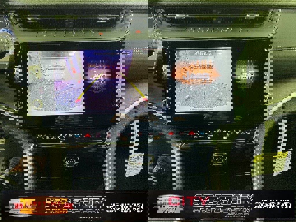 New 2026 Jeep Grand Cherokee Altitude image 21