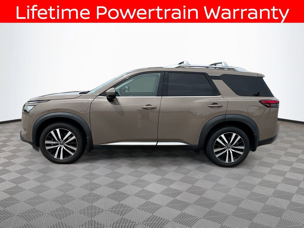 Used 2023 Nissan Pathfinder Platinum w/ Cargo Package FWD image 8