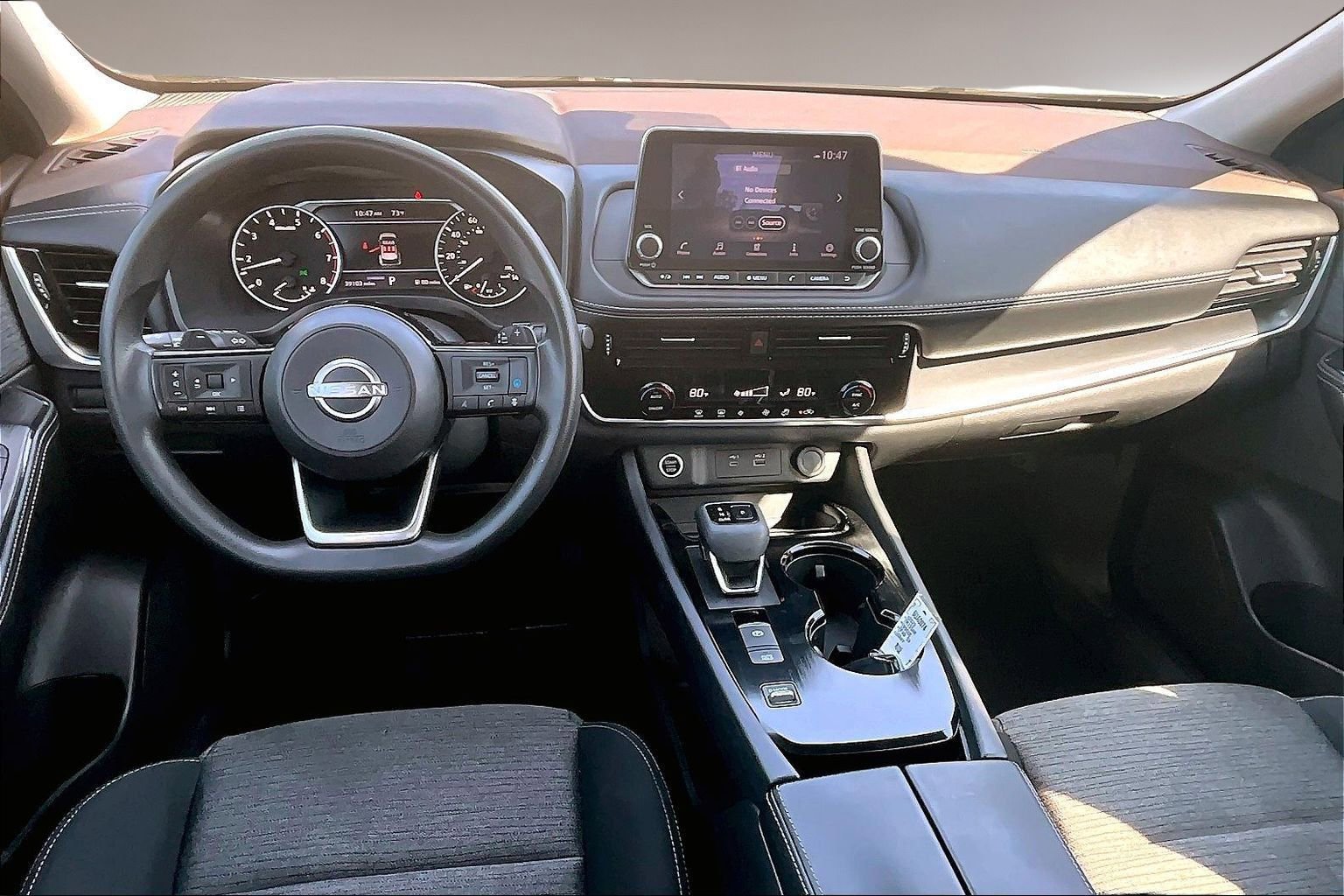 Used 2023 Nissan Rogue SV image 7