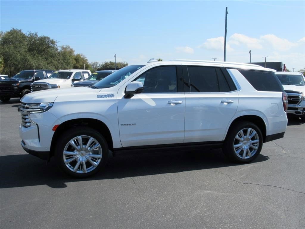 Certified 2024 Chevrolet Tahoe High Country w/ Advanced Technology Package AWD/4WD image 2
