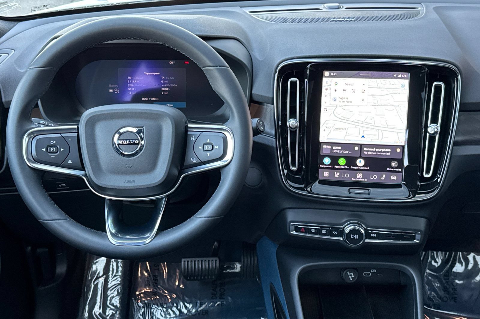Used 2023 Volvo XC40 Recharge Ultimate w/ Protection Package Premier AWD/4WD image 15