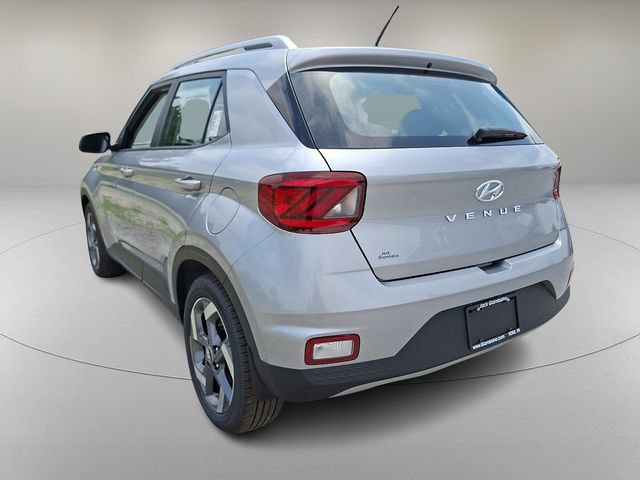 New 2026 Hyundai Venue SEL FWD image 5