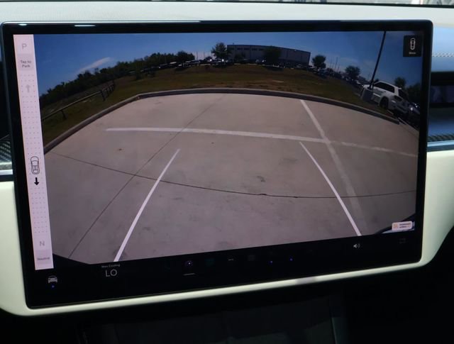 Used 2022 Tesla Model X Plaid image 27