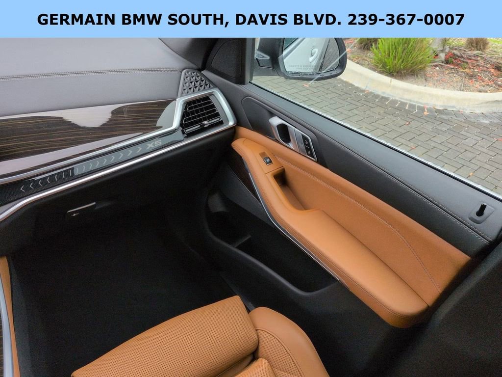 Certified 2024 BMW X5 sDrive40i w/ Parking Assistance Package image 18