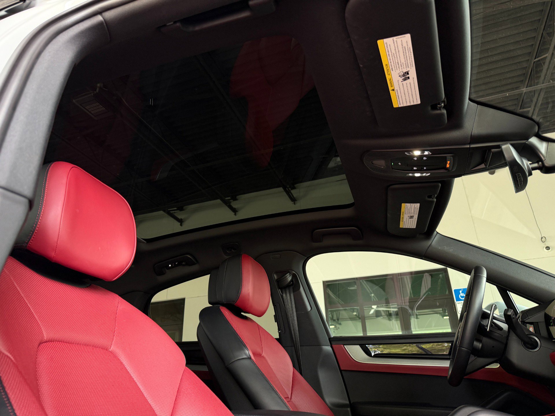 Used 2024 Porsche Cayenne S image 32