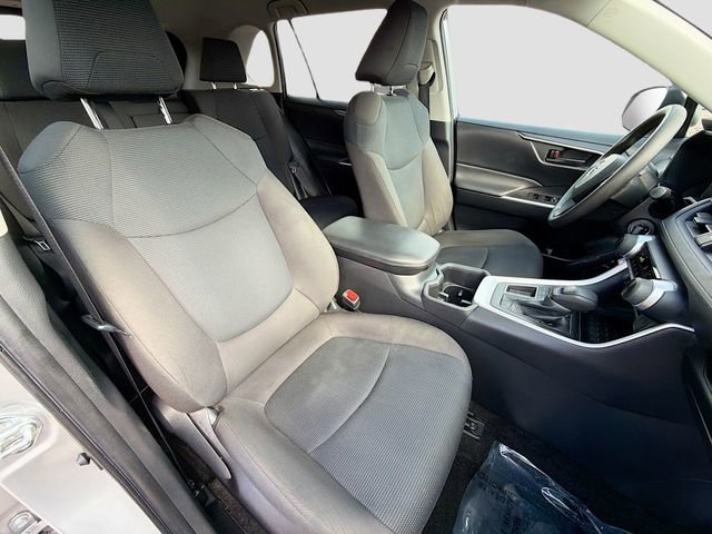 Used 2023 Toyota RAV4 LE image 13