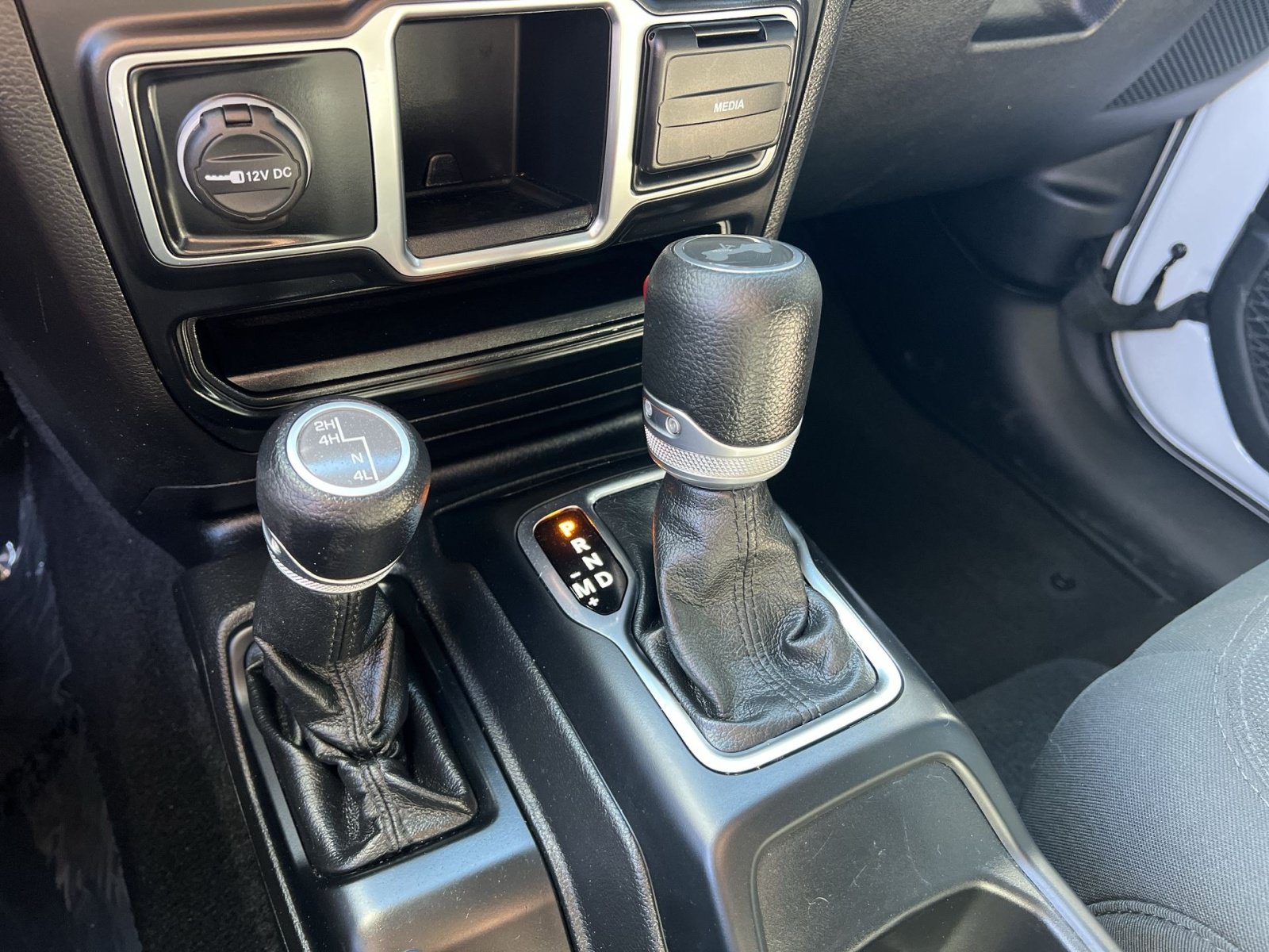 Used 2021 Jeep Wrangler Unlimited Sport AWD/4WD image 22