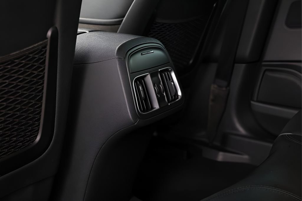 Used 2023 Maserati Levante Modena image 54