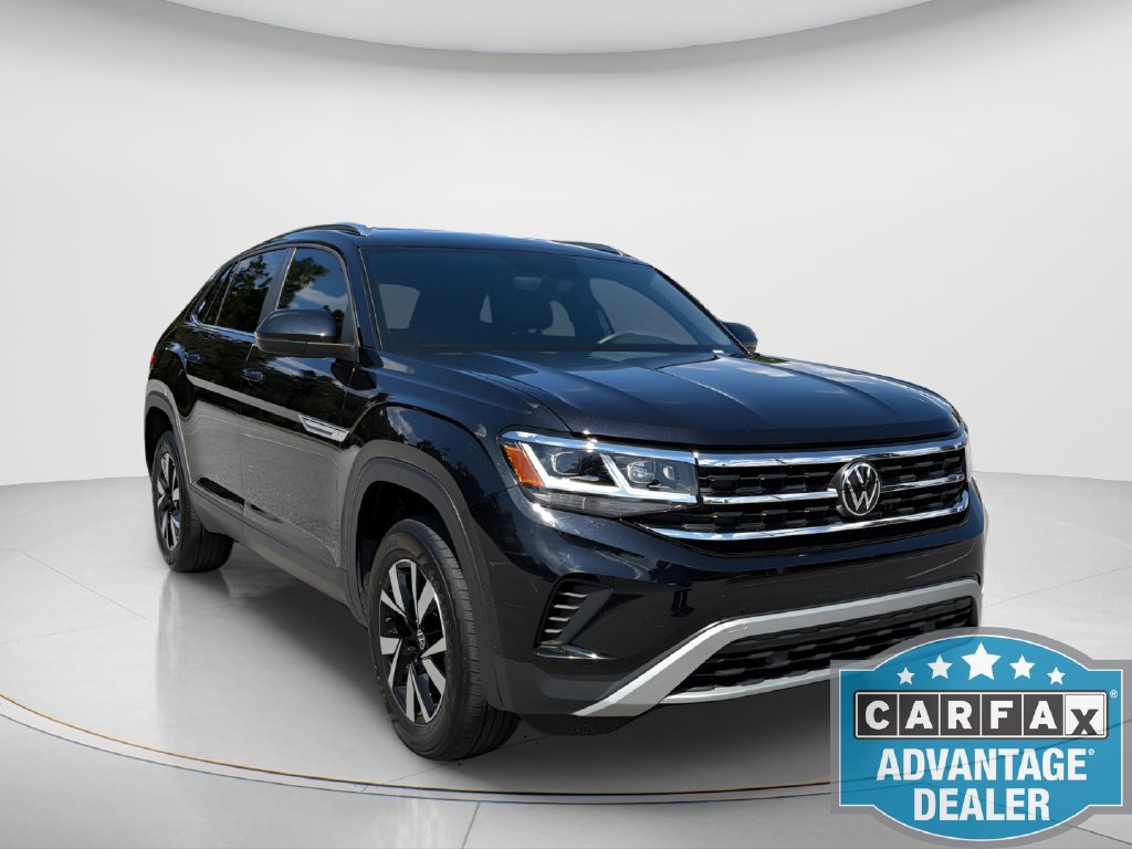 Used 2023 Volkswagen Atlas Cross Sport SE FWD image 3