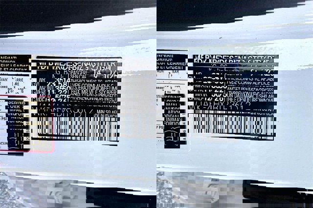 New 2026 Mercedes-Benz C 300 4MATIC Sedan image 17