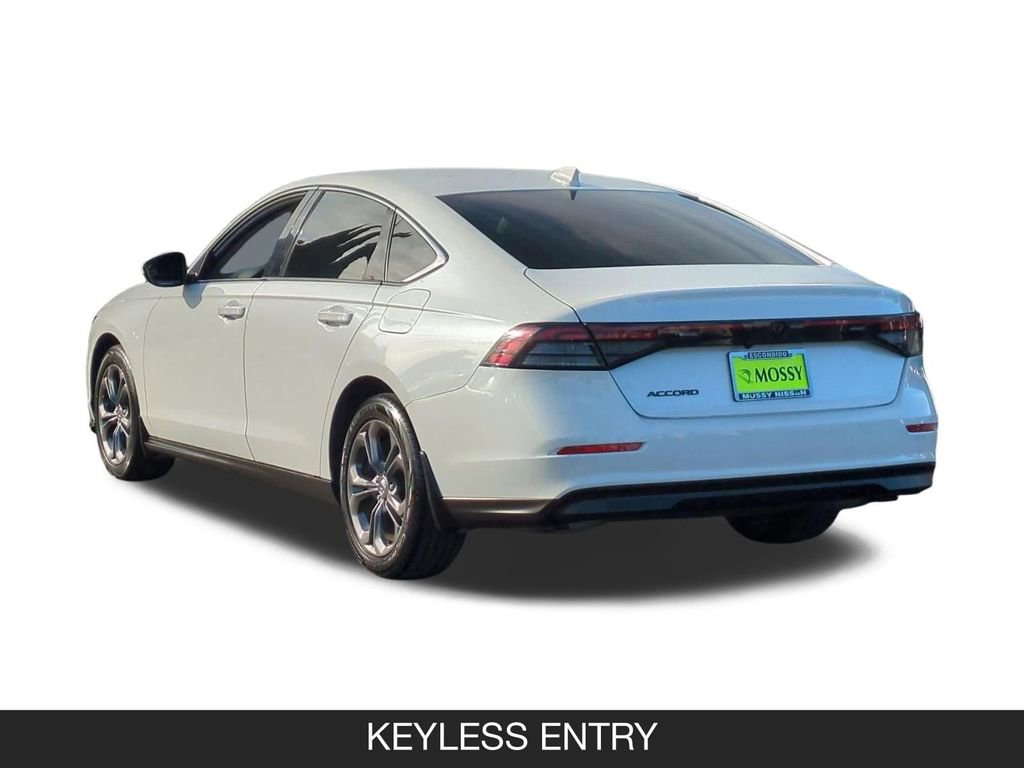 Used 2023 Honda Accord EX image 9