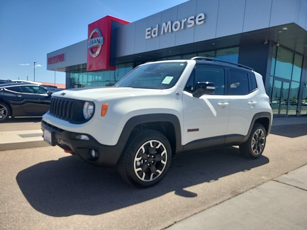 Used 2023 Jeep Renegade Trailhawk AWD/4WD video 1