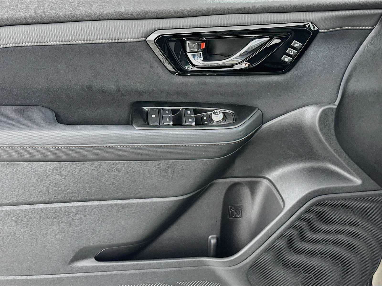 New 2026 Subaru Forester Touring AWD/4WD image 17