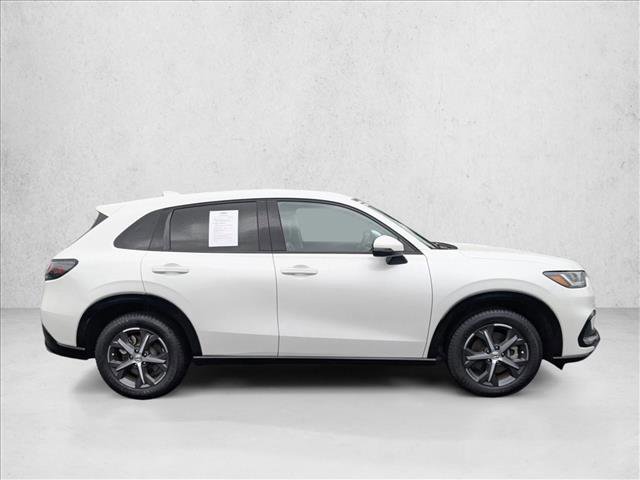 Used 2023 Honda HR-V EX-L image 4