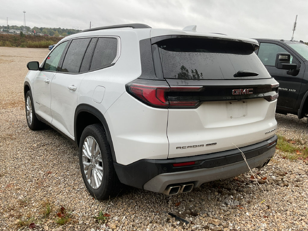 Used 2026 GMC Acadia Elevation w/ Elevation Premium Package AWD/4WD image 4