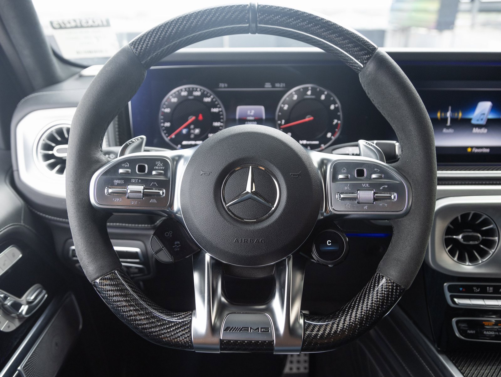 Used 2024 Mercedes-Benz G 63 AMG 4MATIC image 13