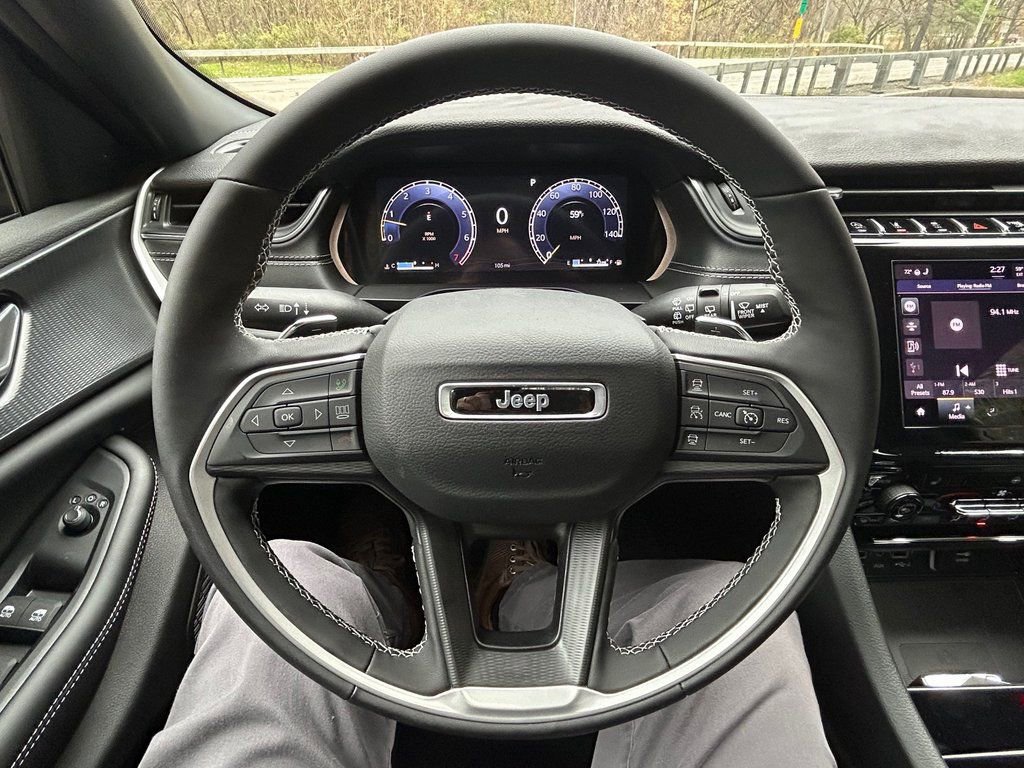 New 2025 Jeep Grand Cherokee L Altitude image 8