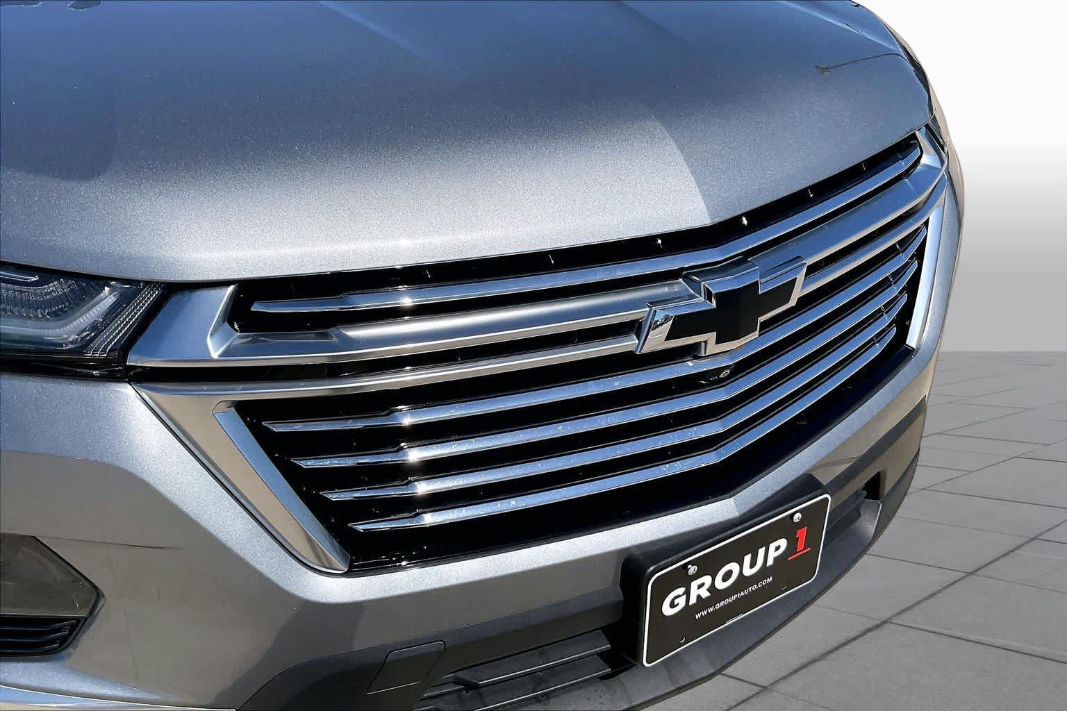 Used 2023 Chevrolet Traverse Premier AWD/4WD image 30